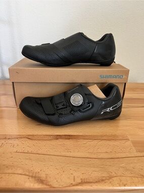 Shimano RC5 Cycling Shoes in Black size 39